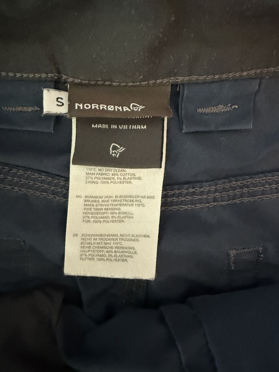 Norrøna Pantaloni: Norrona Herren Wander und Freizeitshose. Grösse S – Usato da Luzern venduto da mar_x96f 2