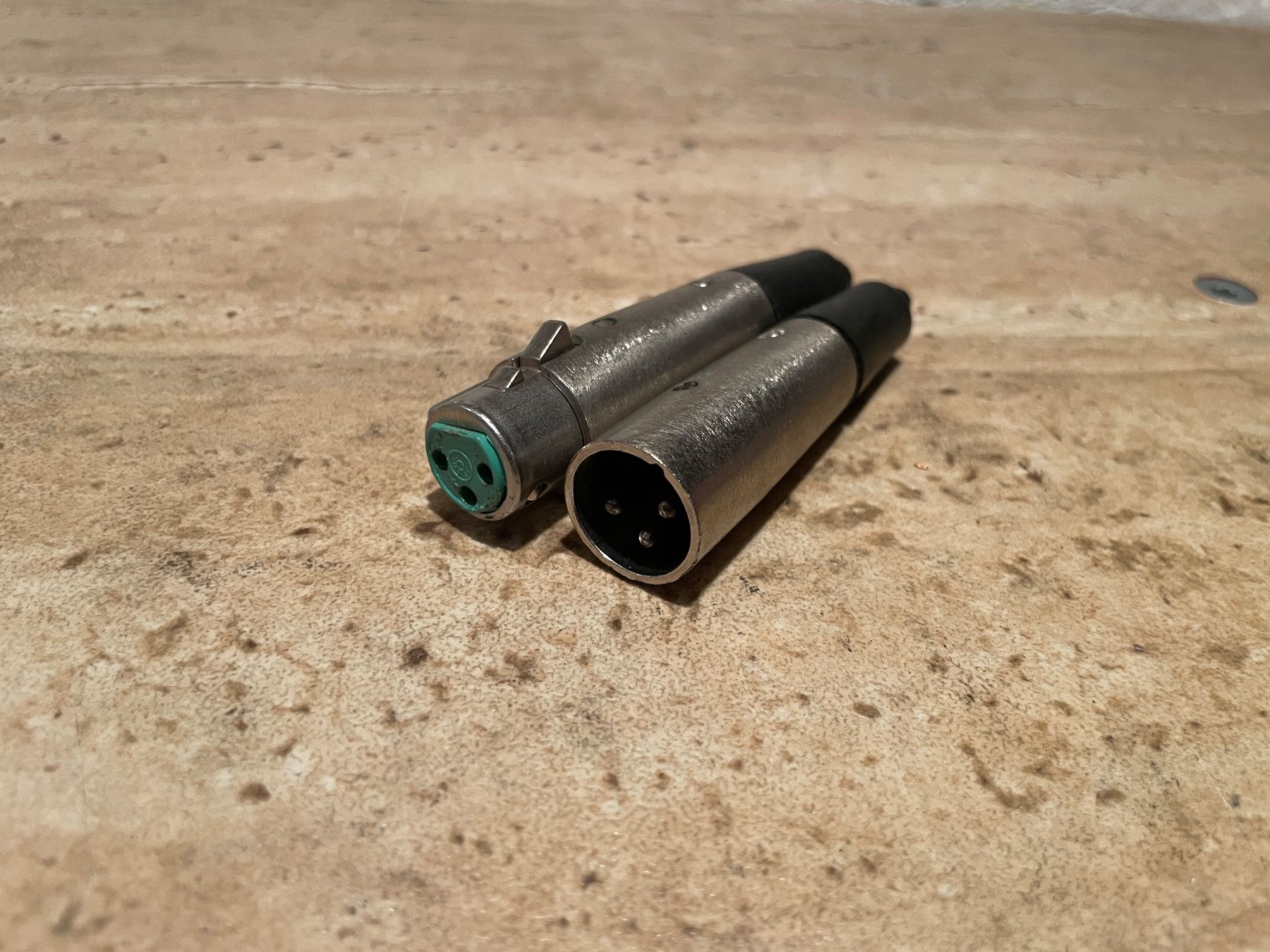 Cavi: 8Stk Switchcraft XLR Stecker & Kupplung – Usato da Ehrendingen venduto da Cyrilf99 2