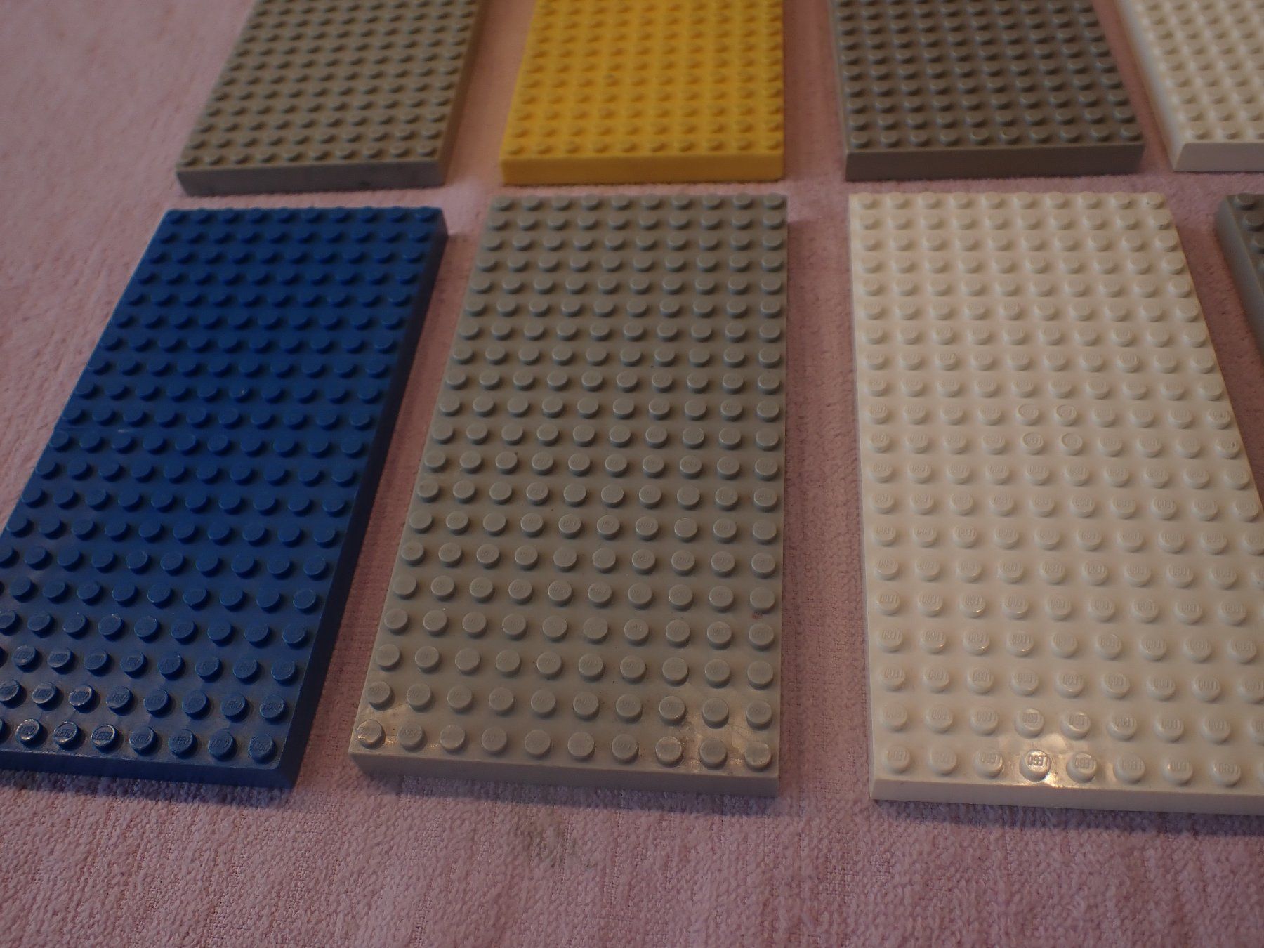 Lego Jeux de construction: 22 dicke Platten von LEGO System – D'occasion à Geroldswil par boy5toy 2