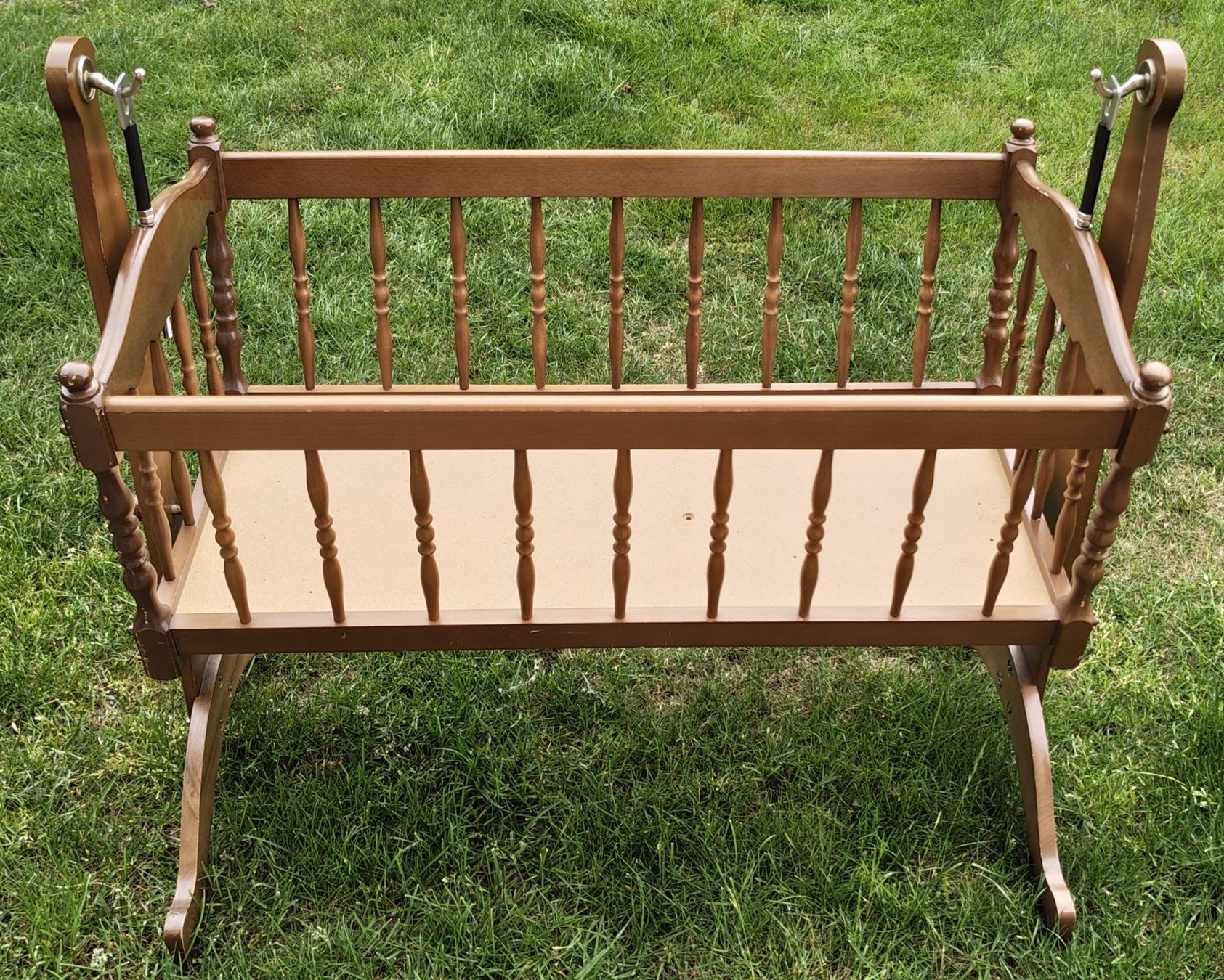 Wiegen & Stubenwagen: Holz-Wiege, Babywiege – Gebraucht aus Biberist von Slick