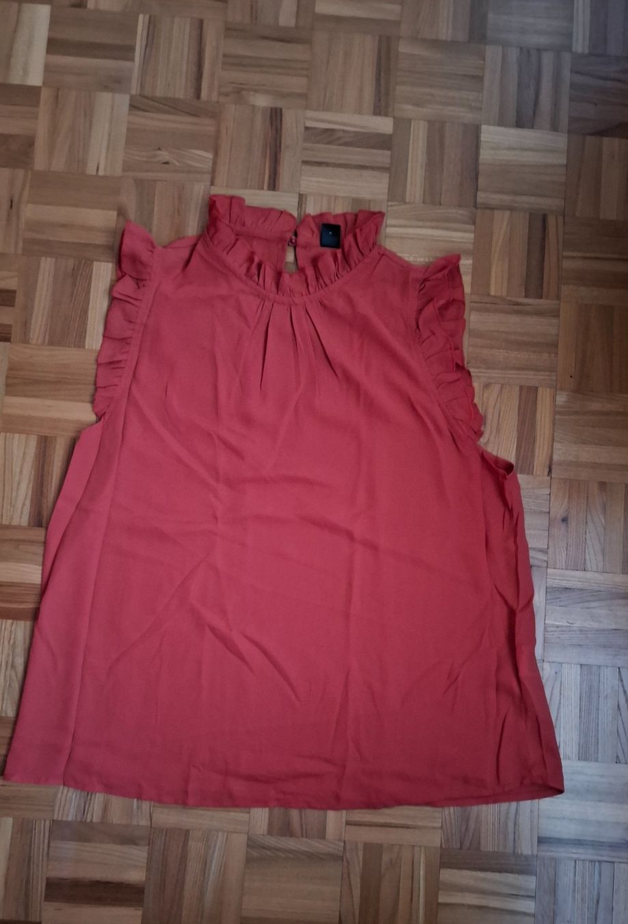 Shein Top: Blouse Shein brun 1/Bluse Shein braun 1 – Nuovo (secondo la descrizione) da Moutier venduto da ant_j2nf