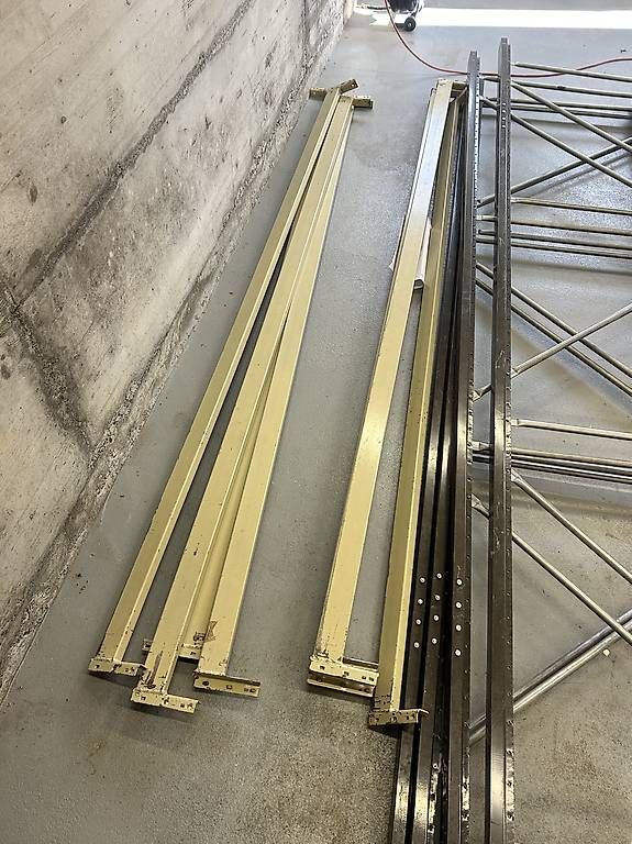 Scaffali: Schwerlastregal / Palettenregal – Usato da Rickenbach LU venduto da mkw_f2b8 2