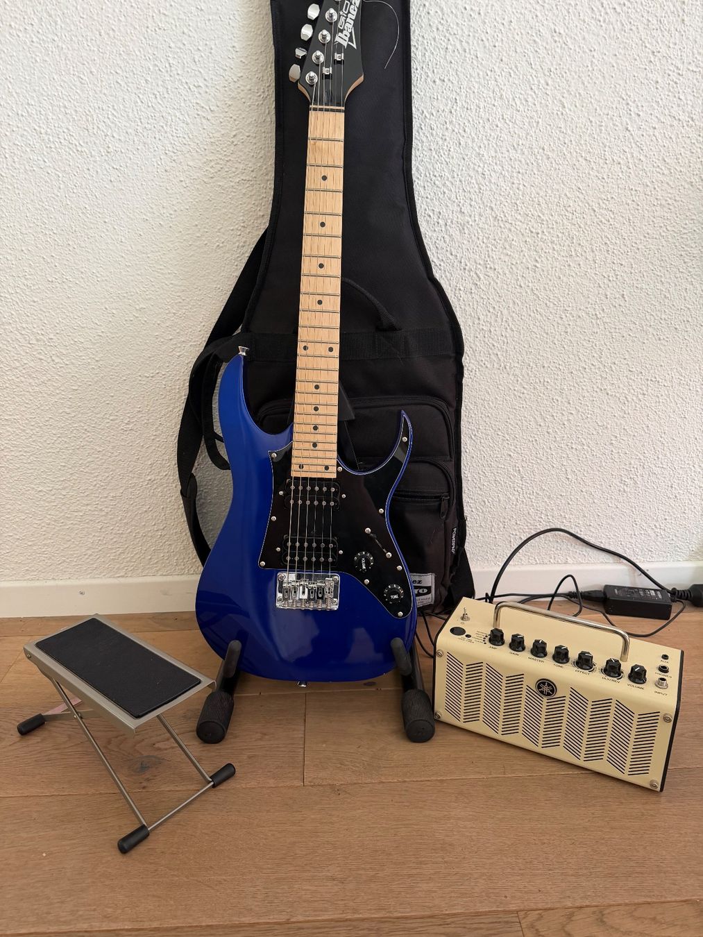 Ibanez Strumenti musicali: Kinder E-Gitarren-Set mit Verstärker – Usato da Adliswil venduto da lupina70