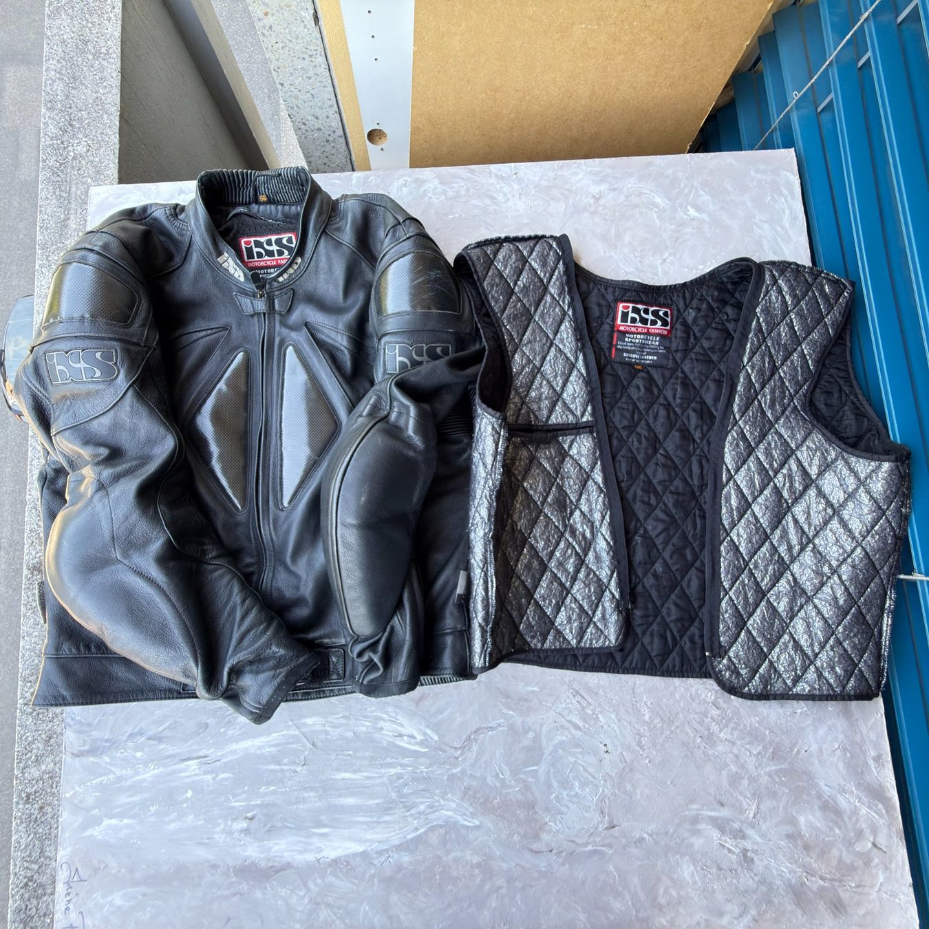 IXS Completi: Veste Combinaison moto IXS en cuir – Usato da Thônex venduto da Suisse.Shopping 1
