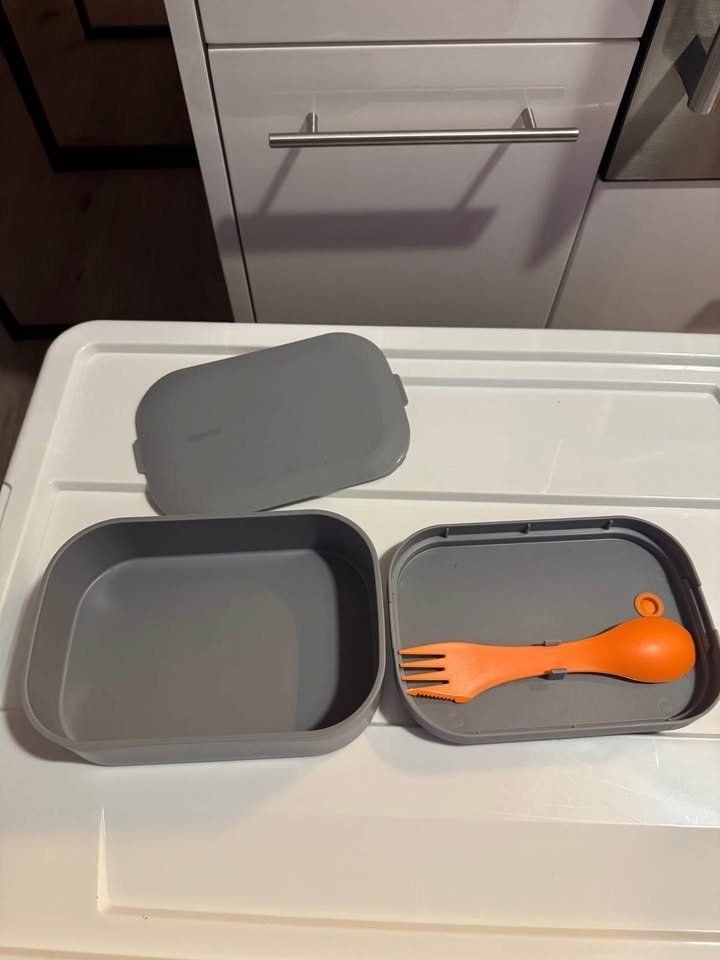 Behälter & Ähnliches: Royal VKB boîte à lunch grise – Neu (gemäss Beschreibung) aus Vevey von diogodasilva_