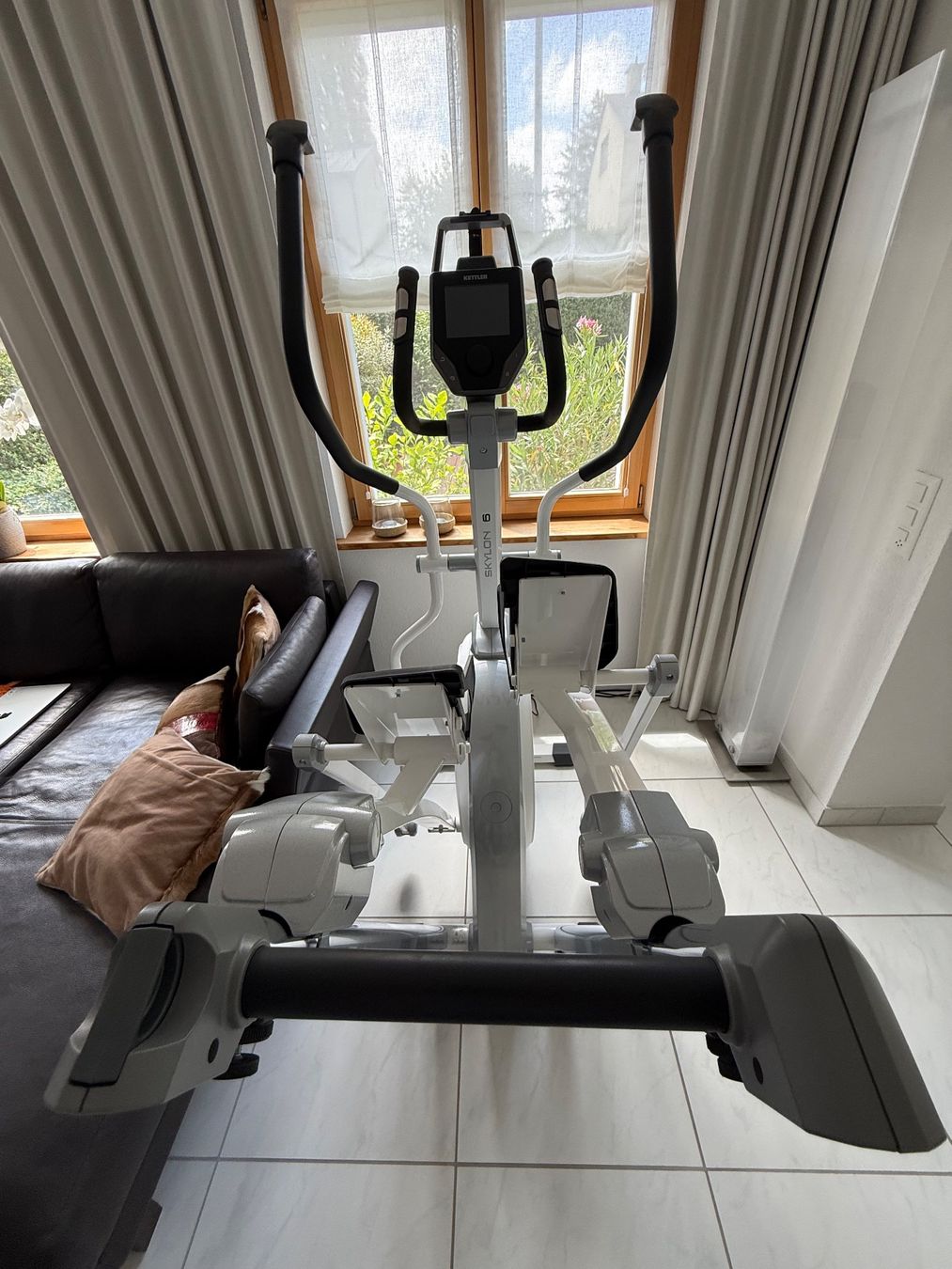 Kettler Hometrainer: Skylon 6 Cross/Ellipsen-Trainer Kettler – Usato da Riehen venduto da garagenverkauf100 7