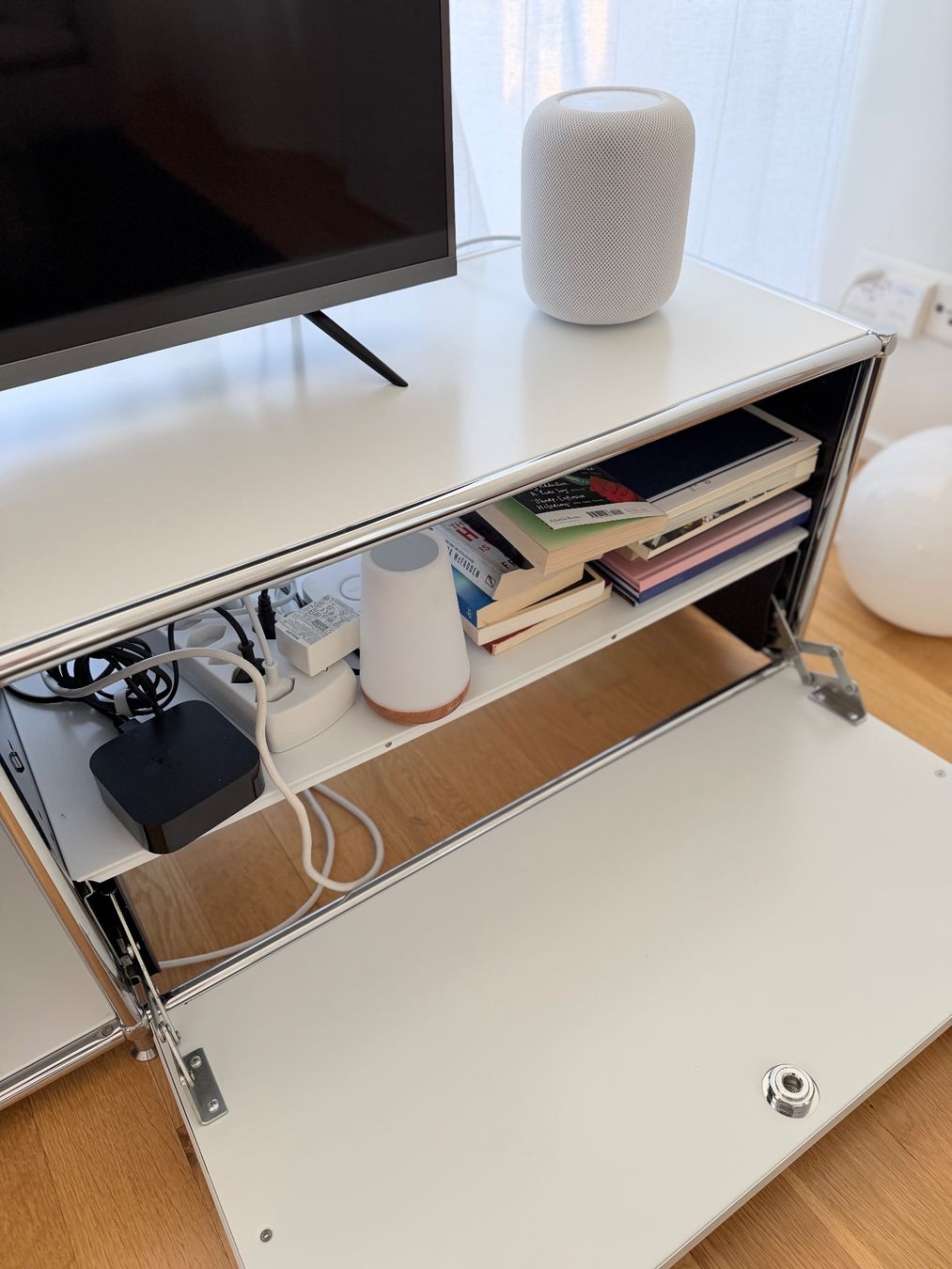 Flexcube Commodes: Flexcube Lowboard weiss – D'occasion à Erlenbach ZH par Flocd 2