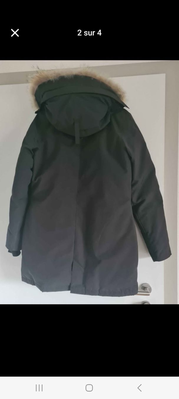 Canada Goose Giacche: Veste Canada Goose – Usato da Düdingen venduto da Ayatola 1