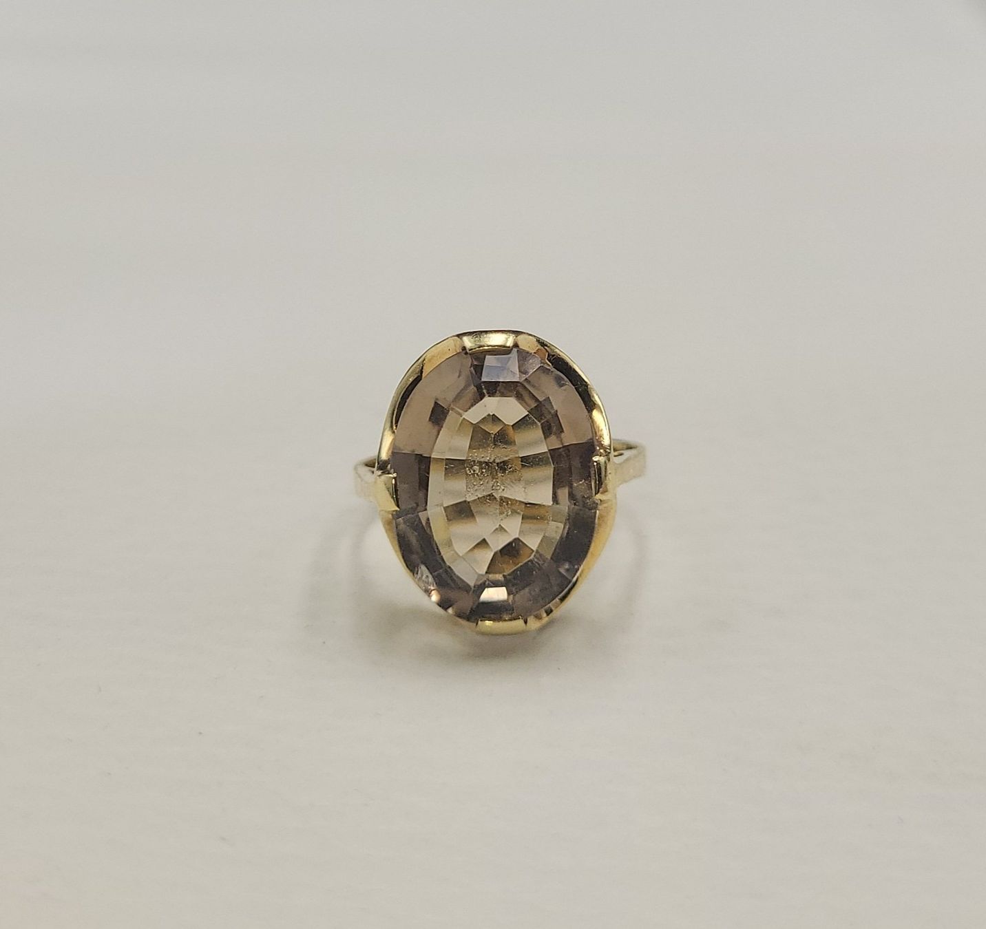 Anelli: Gold 585 Ring Mit Stein – Usato da Wald ZH venduto da Dasilver
