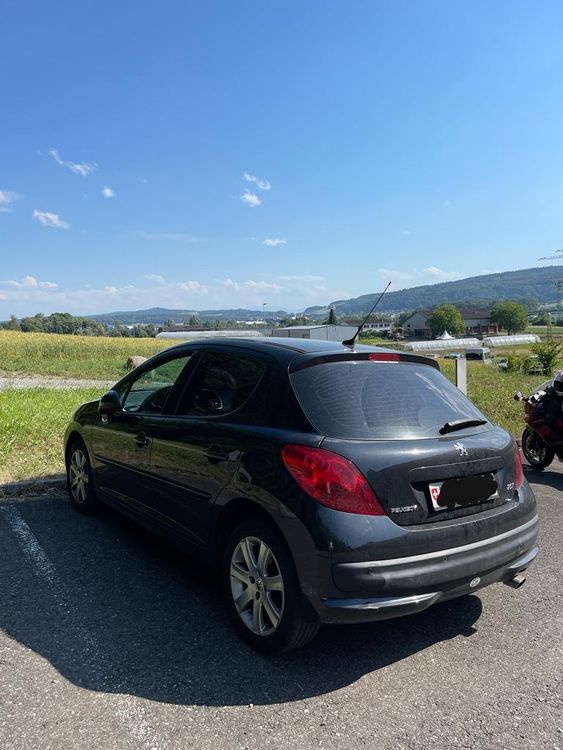 Peugeot 207 1.6i 16V