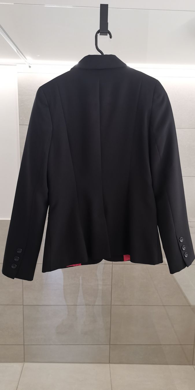 Giacche: Schwarzer Blazer Gr. 38, tailliert, neu – Nuovo (secondo la descrizione) da Itingen venduto da schweizersternchen 2