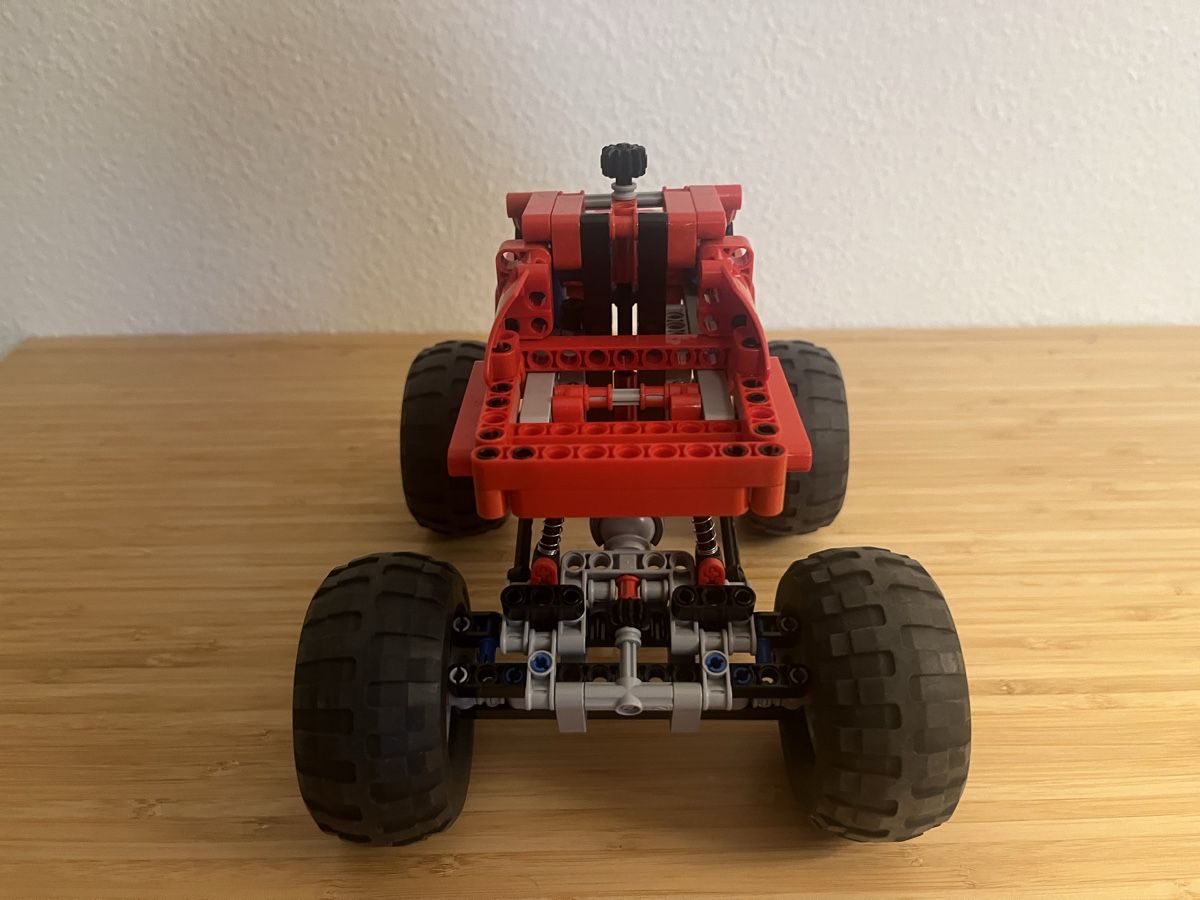 Lego Kit di costruzioni: LEGO Technic Monster Truck 42005 – Usato da Basel venduto da Palchyk 3