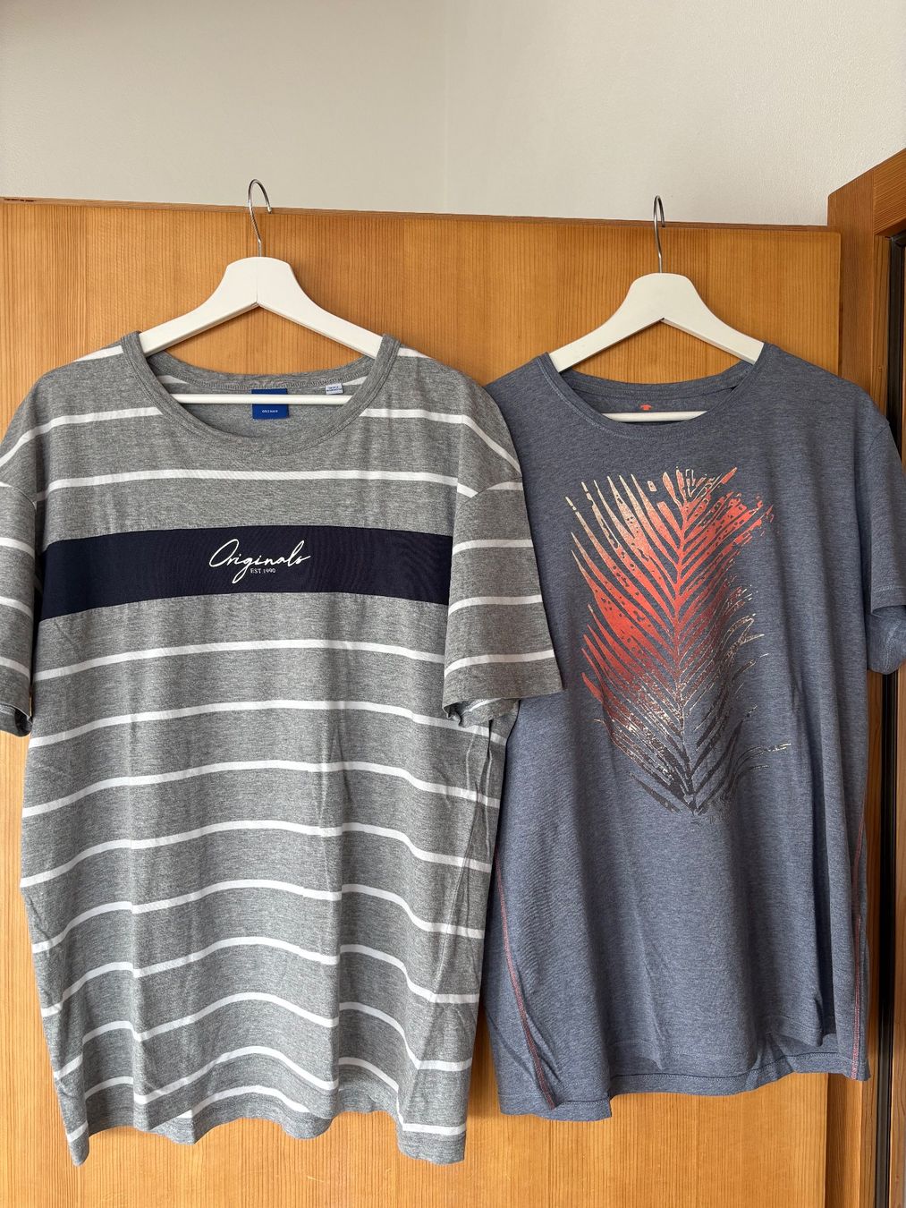 T-shirts: T-Shirt Set – D'occasion à Falera par Casutt