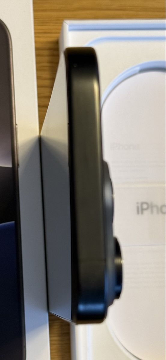 Apple Telefoni cellulari / Smartphones: iPhone 16 Pro 128GB  – Usato da Blonay venduto da IGORN 5
