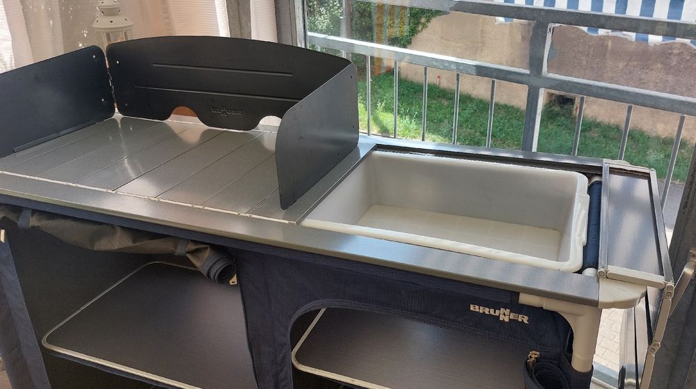 Komplettküchen: Brunner Campingküche mit viel Stauraum - Top Zustand! – Gebraucht aus Kaisten von Aarack 3