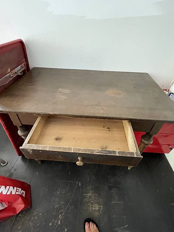 Tische: Holztisch mit Schublade – Gebraucht aus Bern von ann_g7g6 4