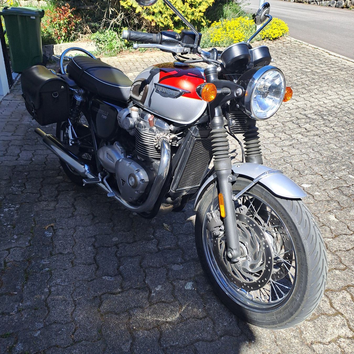 Triumph Strada: Triumph Bonneville T120 – Usato da Buus venduto da Puma58 4