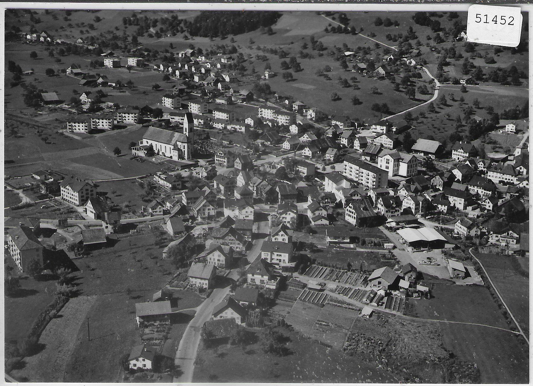 Cartoline postali: Flugaufnahme Eschenbach SG – Usato da Ettingen venduto da Kartenplanet