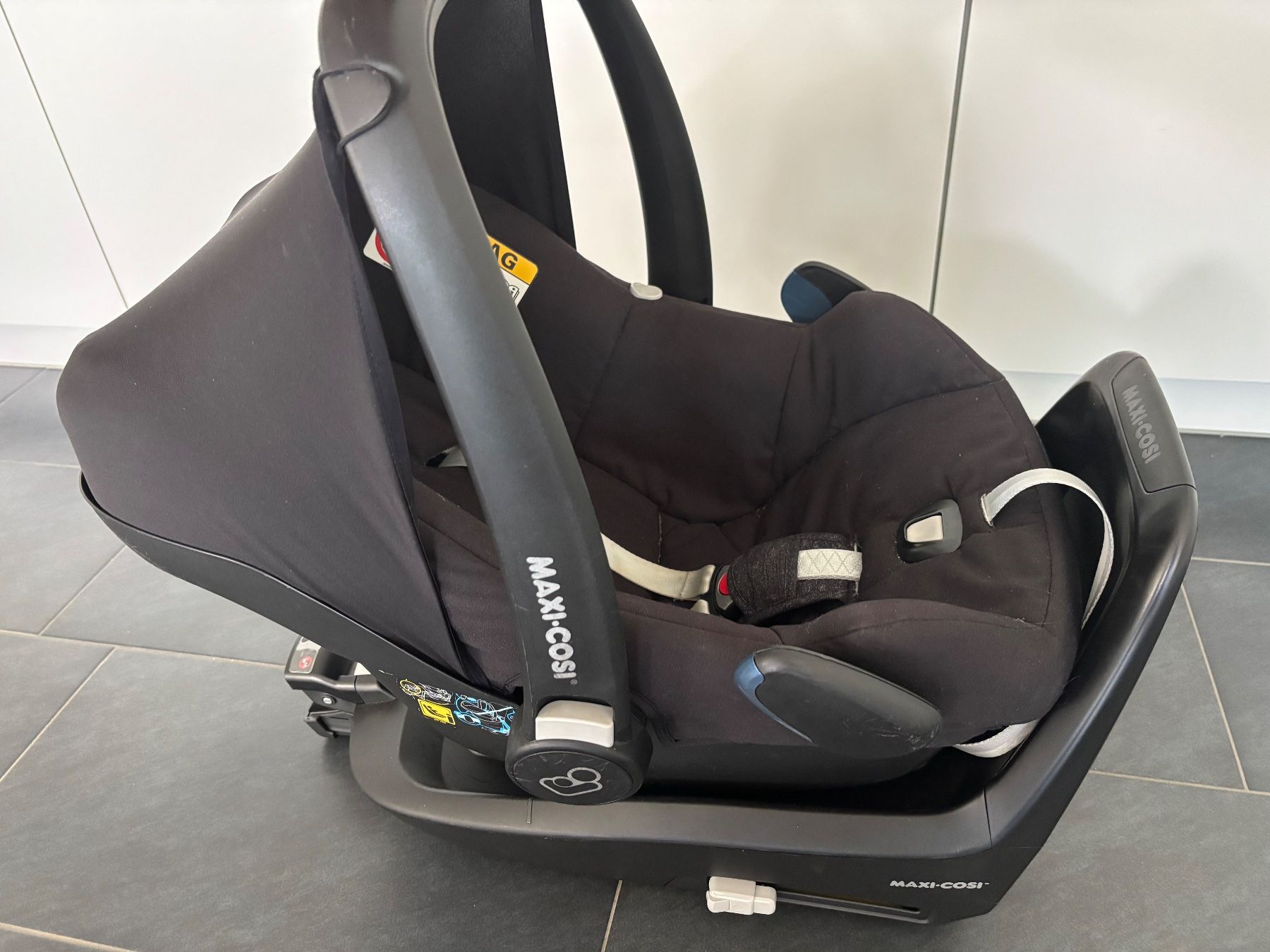 Maxi-Cosi Seggiolini per auto: Maxi Cosi I Size – Usato da Ennetbürgen venduto da HaakCHCH 4
