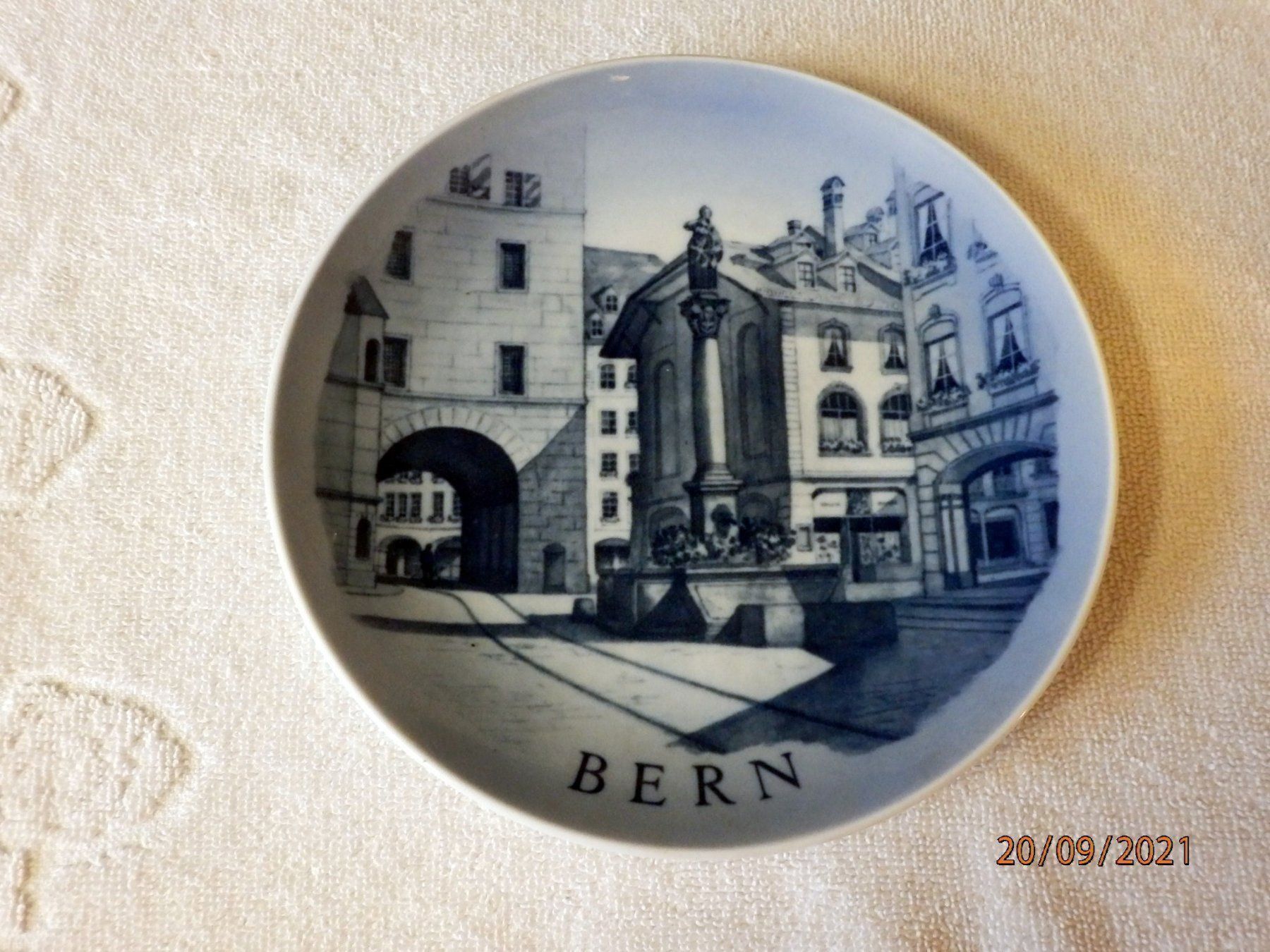 Royal Copenhagen Teller: Sammler Teller, Seilerbrunnen Bern, – Gebraucht aus Ueberstorf von dinbau