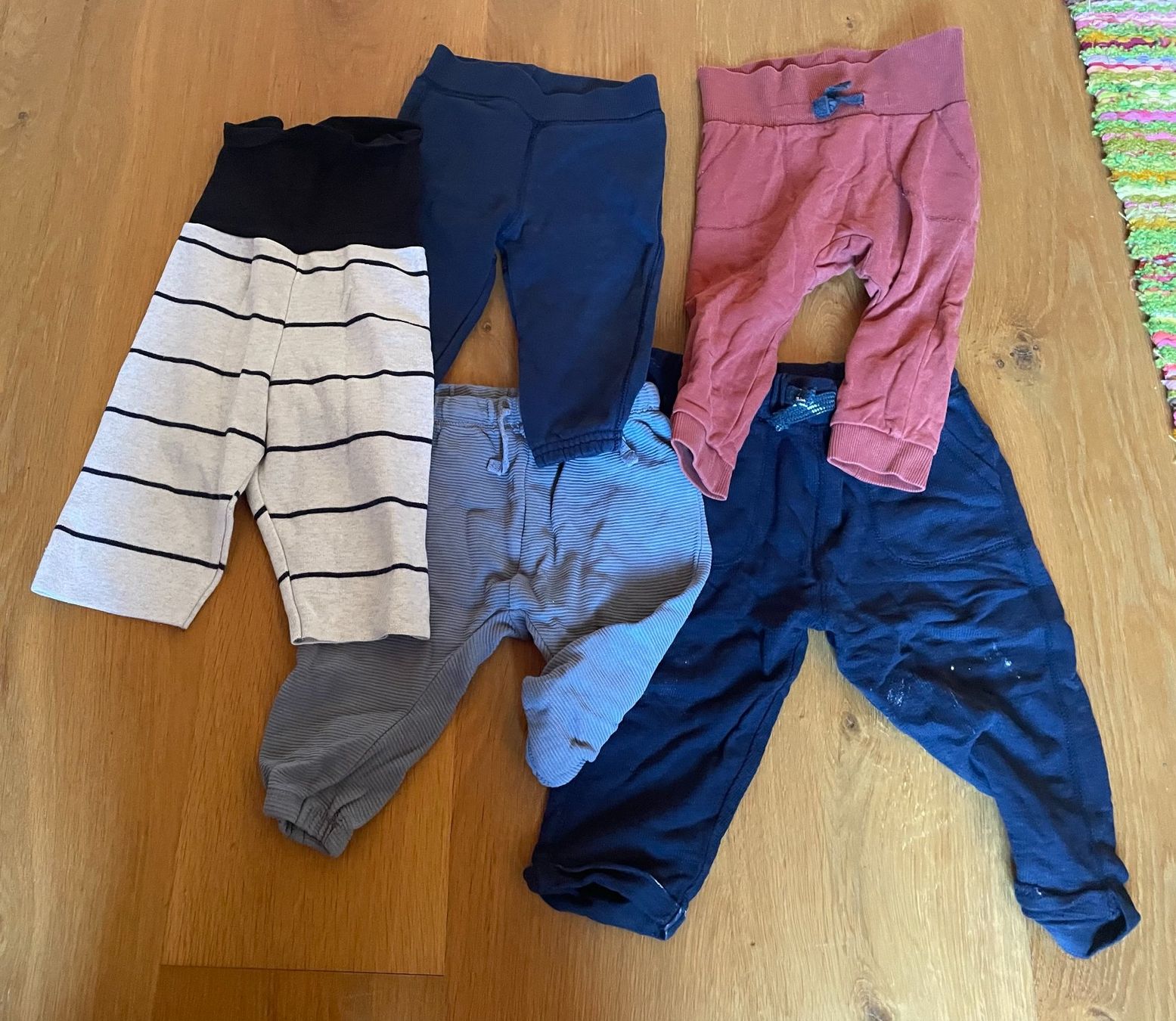 Lotti & Set di vestiti: Kleiderpaket Jungen Grösse 80 – Usato da Teufenthal AG venduto da sleeepless1987 2