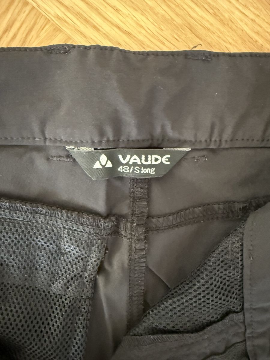 Vaude Pantaloni: Vaude Convertible Hiking Pants 48/S – Usato da Zürich venduto da max_9ym2 1
