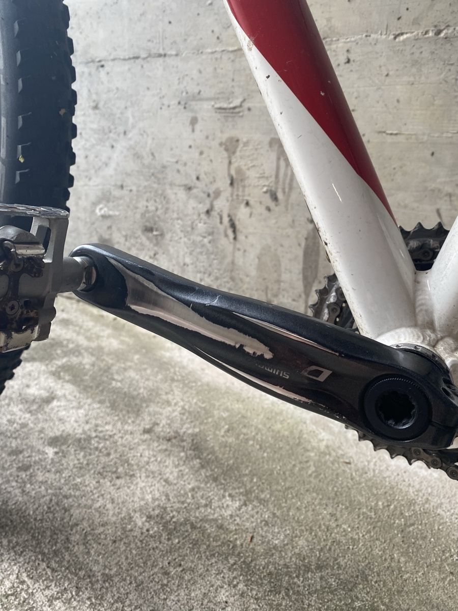 Specialized Biciclette: Specialized Mountainbike ab 1 CHF – Difettoso da Lenzburg venduto da yachst 9
