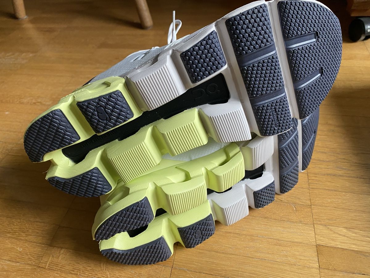 Scarpe da uomo: On Cloudflyer 4 Grösse 42.5 – Nuovo (secondo la descrizione) da Stäfa venduto da Clandestino04 1