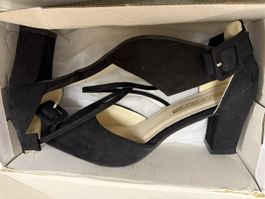 Schwarze Wildlederimitat-Pumps mit Block, Grösse 38