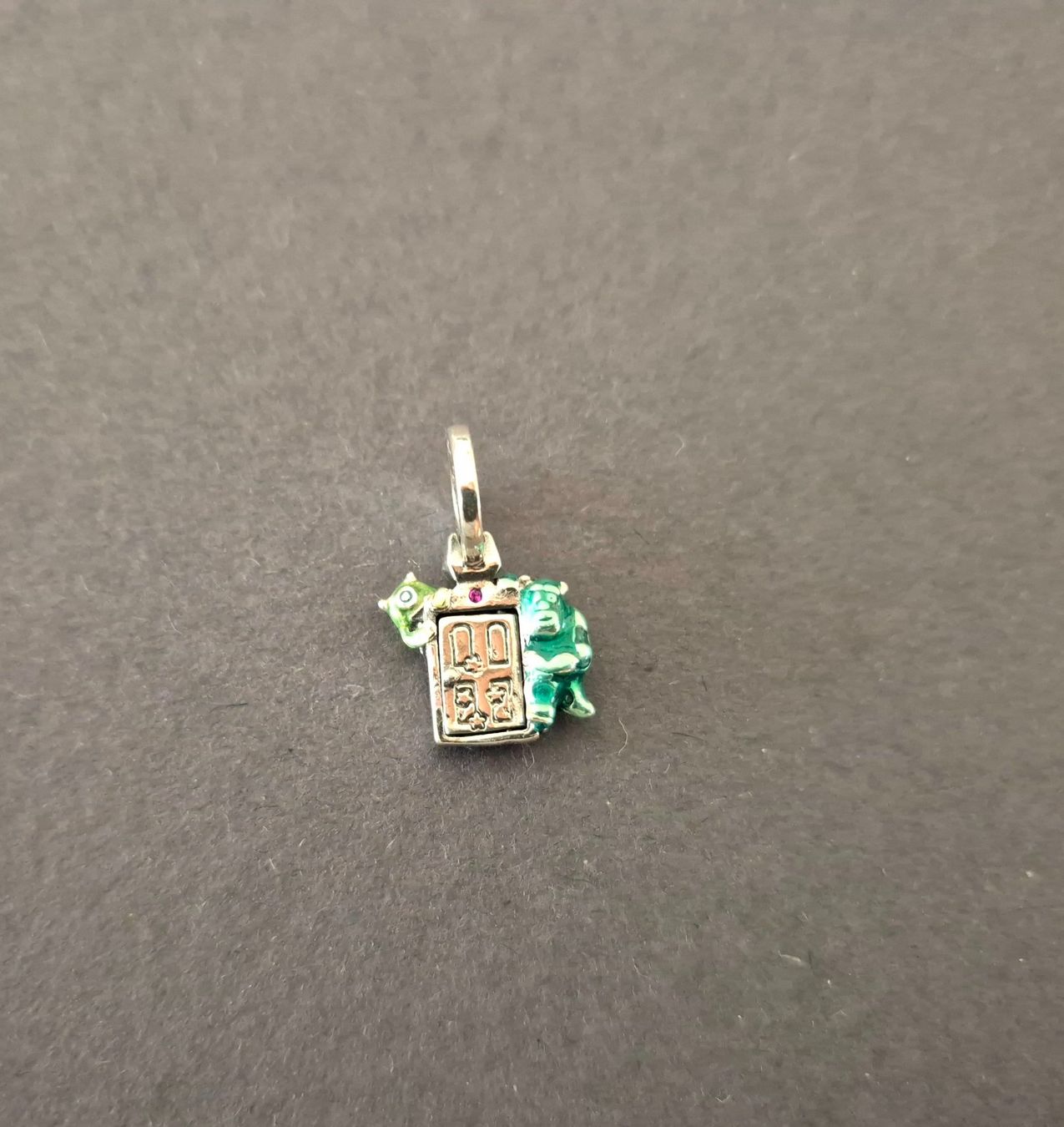 Ciondoli: Silber Charm die Monster AG – Nuovo (secondo la descrizione) da Rotkreuz venduto da Carbone_Bijou-Shop
