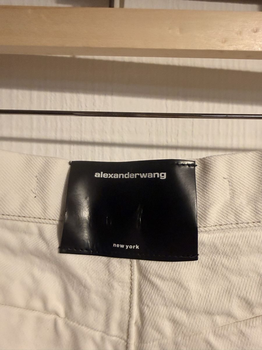 Alexander Wang Jeans: Shorts Alexander Wang taille 25 – D'occasion à Monnaz par MDVintage 4