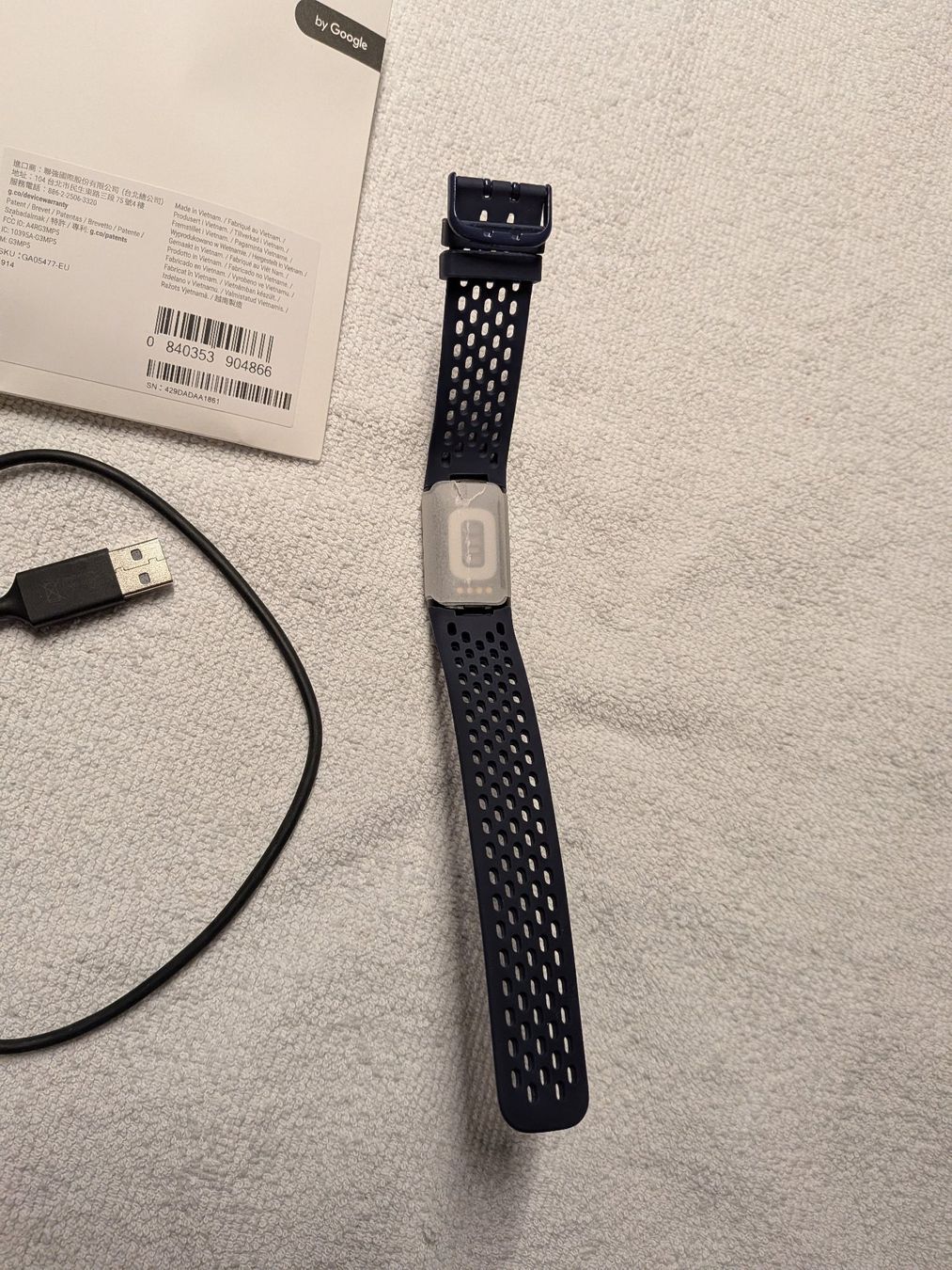 Fitbit Smartwatch: Fitbit Charge 6 - Neu – Nuovo (secondo la descrizione) da Hochdorf venduto da Netrunner2077 1