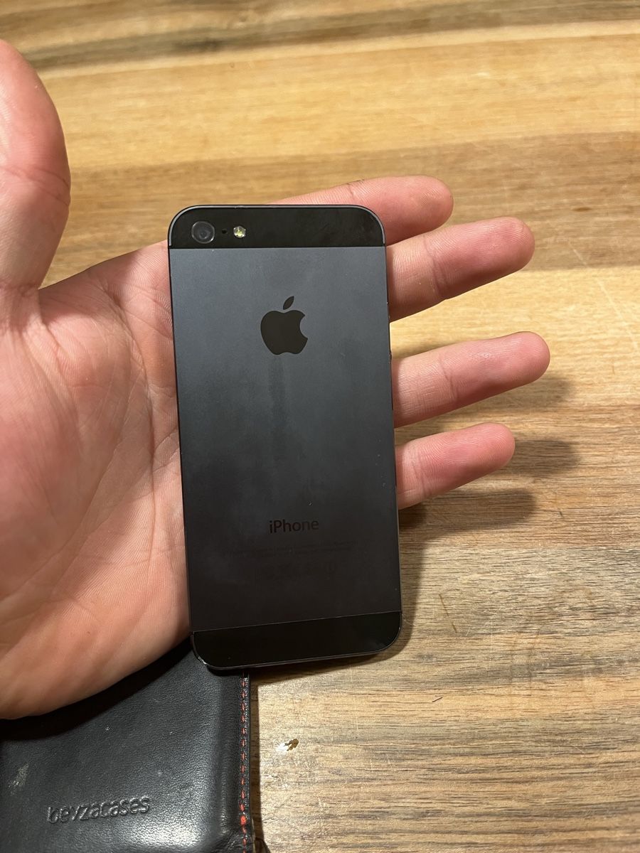 Apple Portables: iPhone 5 – D'occasion à Würenlos par jam_mv8g 3