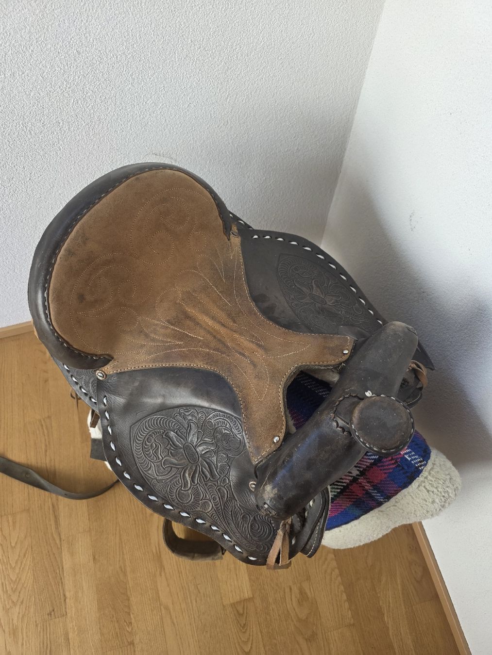 Selle & Accessori: Schwarzer Western-Sattel – Usato da Igis venduto da p_p_r5bx 2