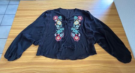 Sommerbluse Bluse Ethno Größe L bestickt. Volklore