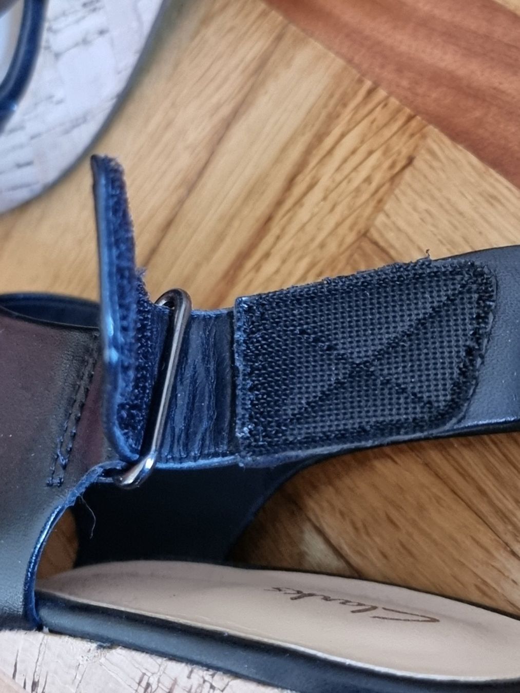 Clarks Damenschuhe: Sandales cuir noires Clarks taille 39 – Neu (gemäss Beschreibung) aus Veyrier von Leilazizou 6
