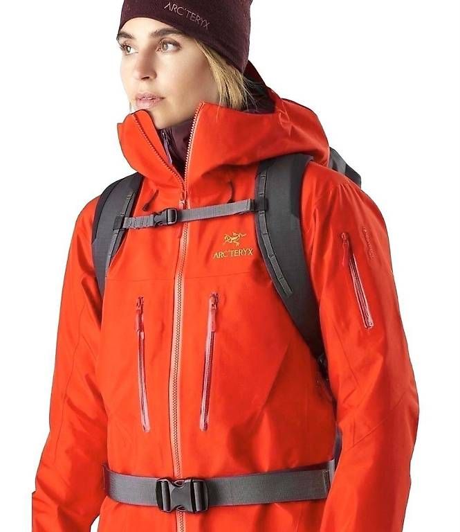 Arcteryx Jacken: Arcteryx Alpha SV Hardshell Jacke gr XS – Neu (gemäss Beschreibung) aus Zürich von Altruisti 3