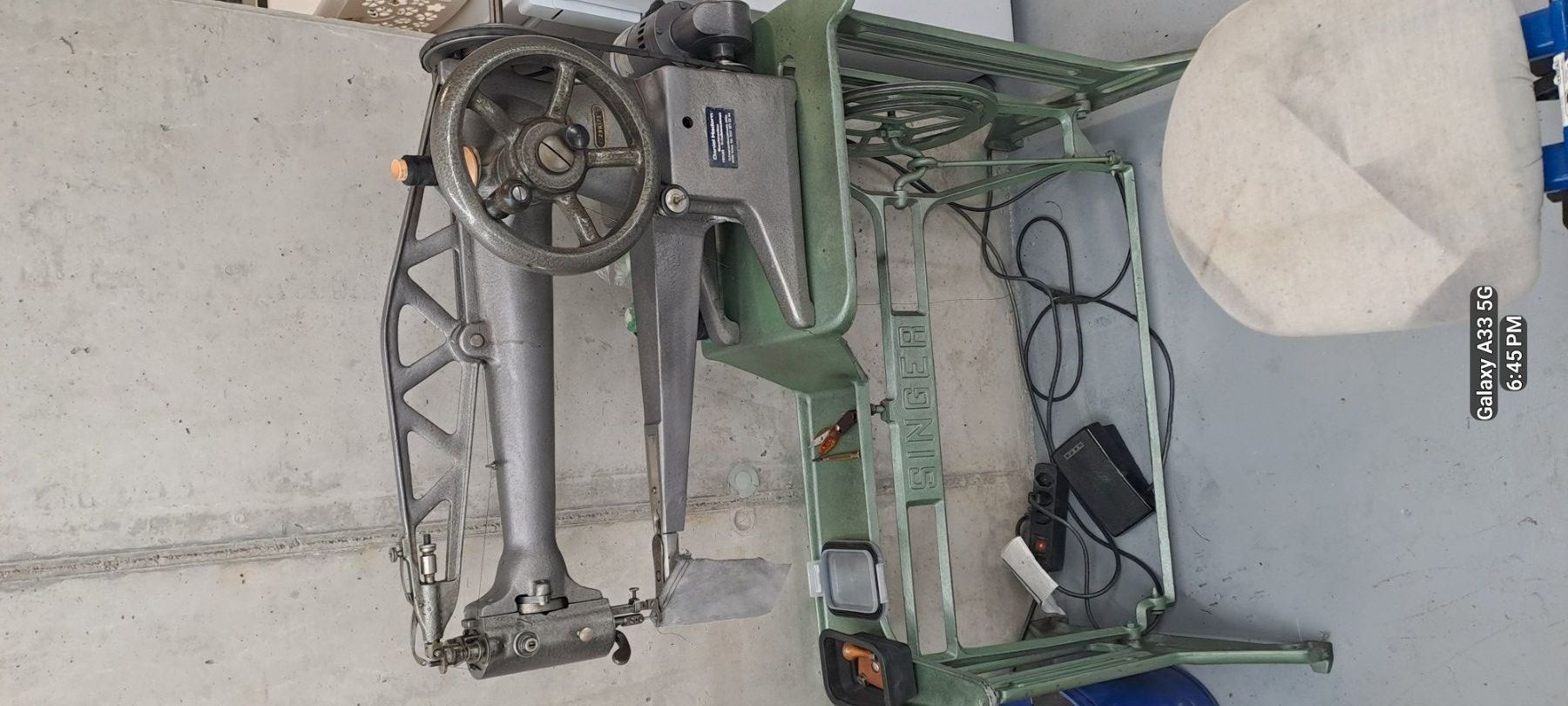 Singer Macchine da cucire: Nähmaschine Singer – Usato da Bichwil venduto da Zeitlos48 2