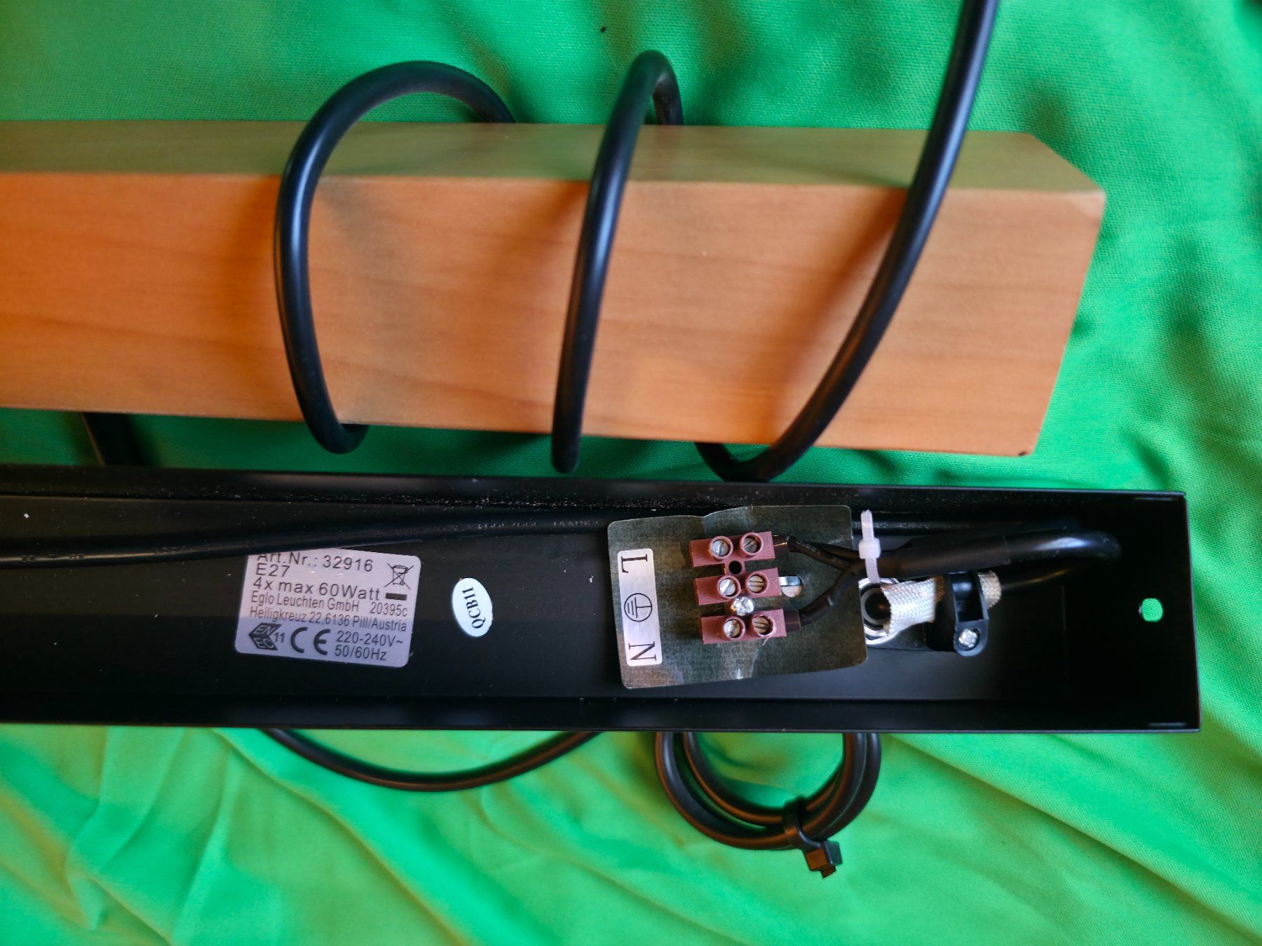Philips Lampadari & plafoniere: Schöne Lampe inkl. 4 Hue Leuchtmittel – Usato da Oberiberg venduto da Obi1073 3