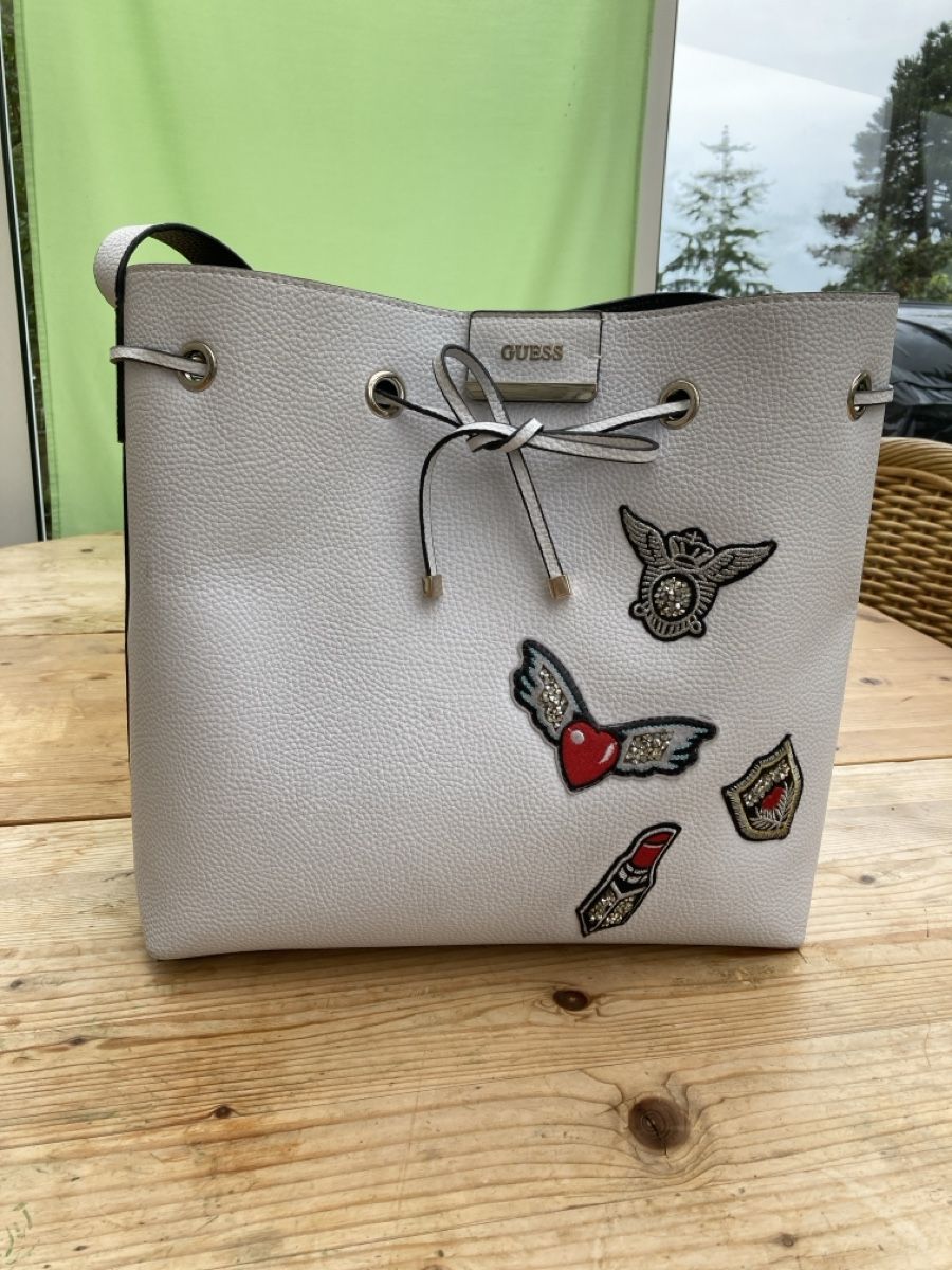 Borse da donna: Guess Tasche – Nuovo (secondo la descrizione) da Romanshorn venduto da gokken