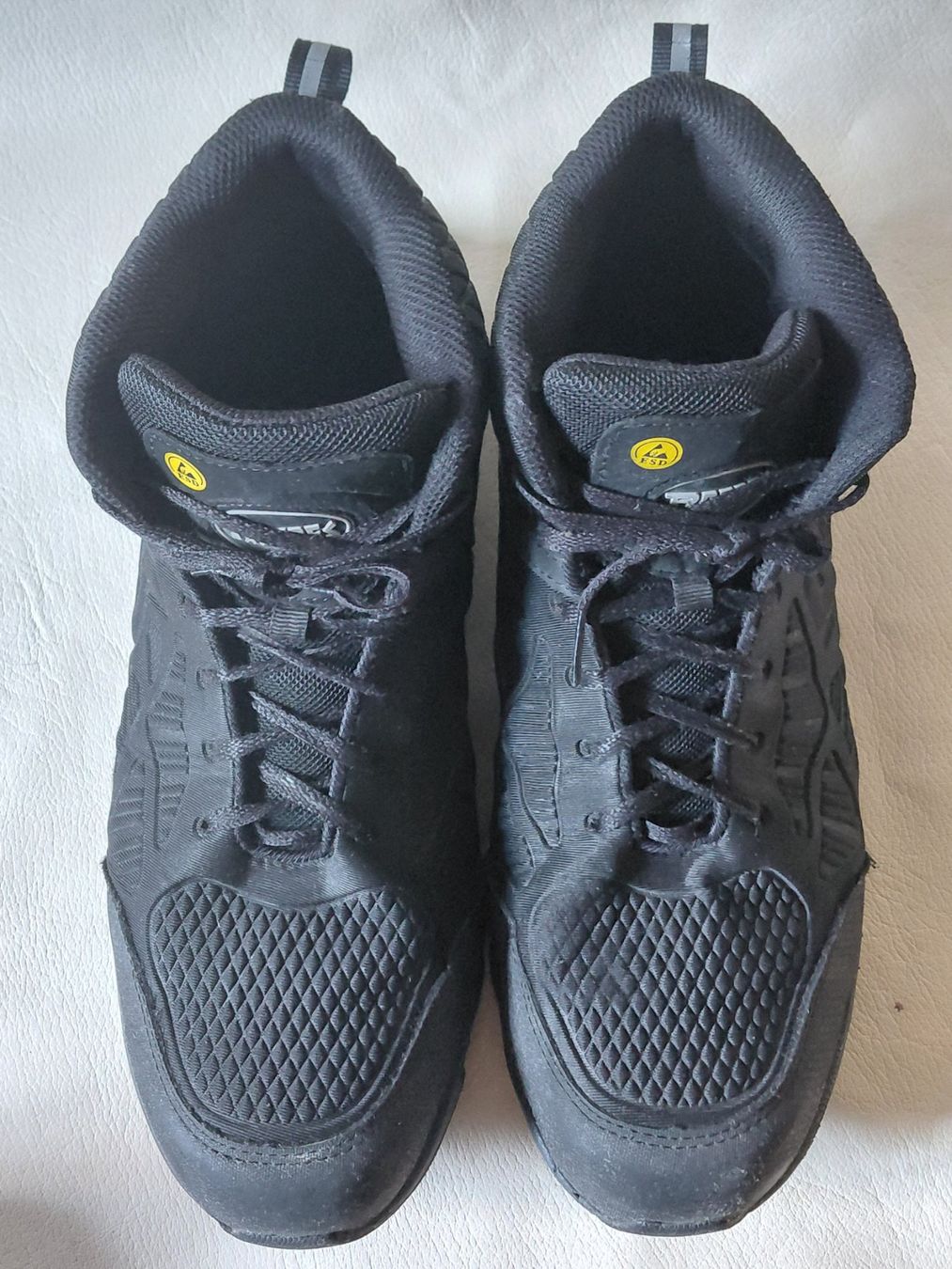 Scarpe da uomo: PAREDES GR.44 TOP SICHERHEITSCHUHE – Usato da Bern venduto da wau68 2