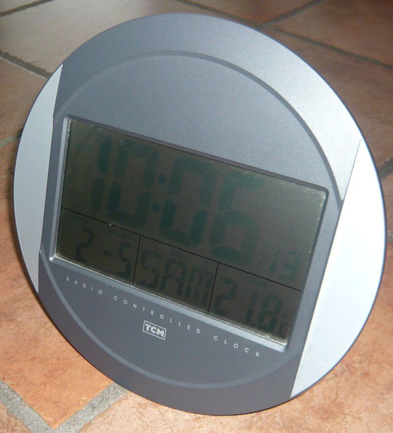Orologi da terra & Orologi da parete: Uhr – Usato da Ruggell venduto da Btt