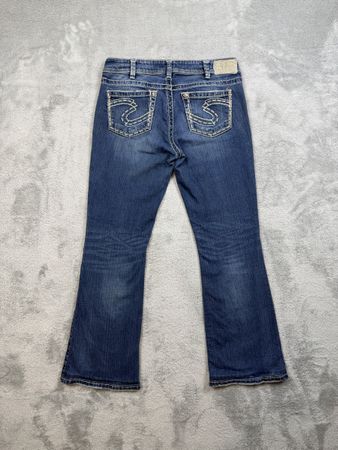 Y2K style bootcut jeans