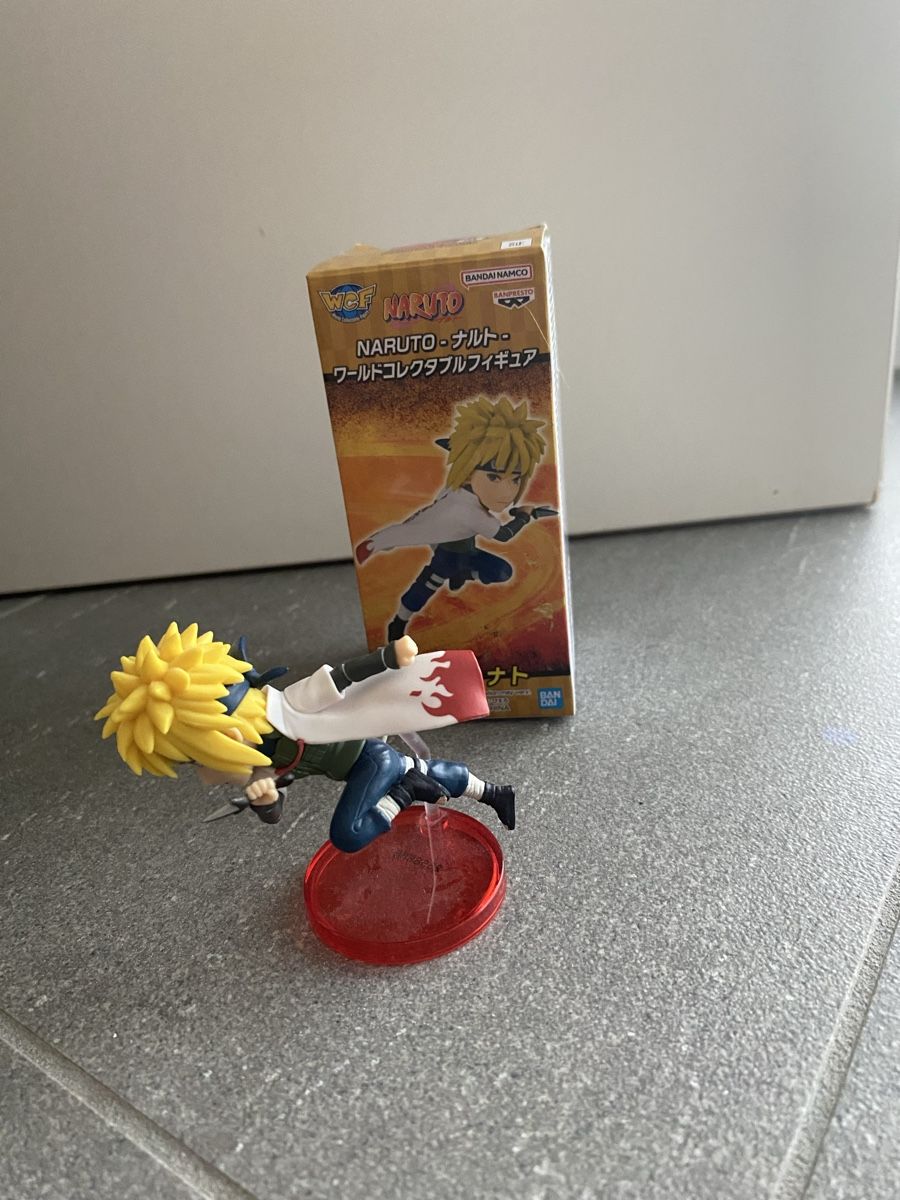 Figurines: Naruto Figuren und Metallflasche  – D'occasion à Malters par Kuettel1 4