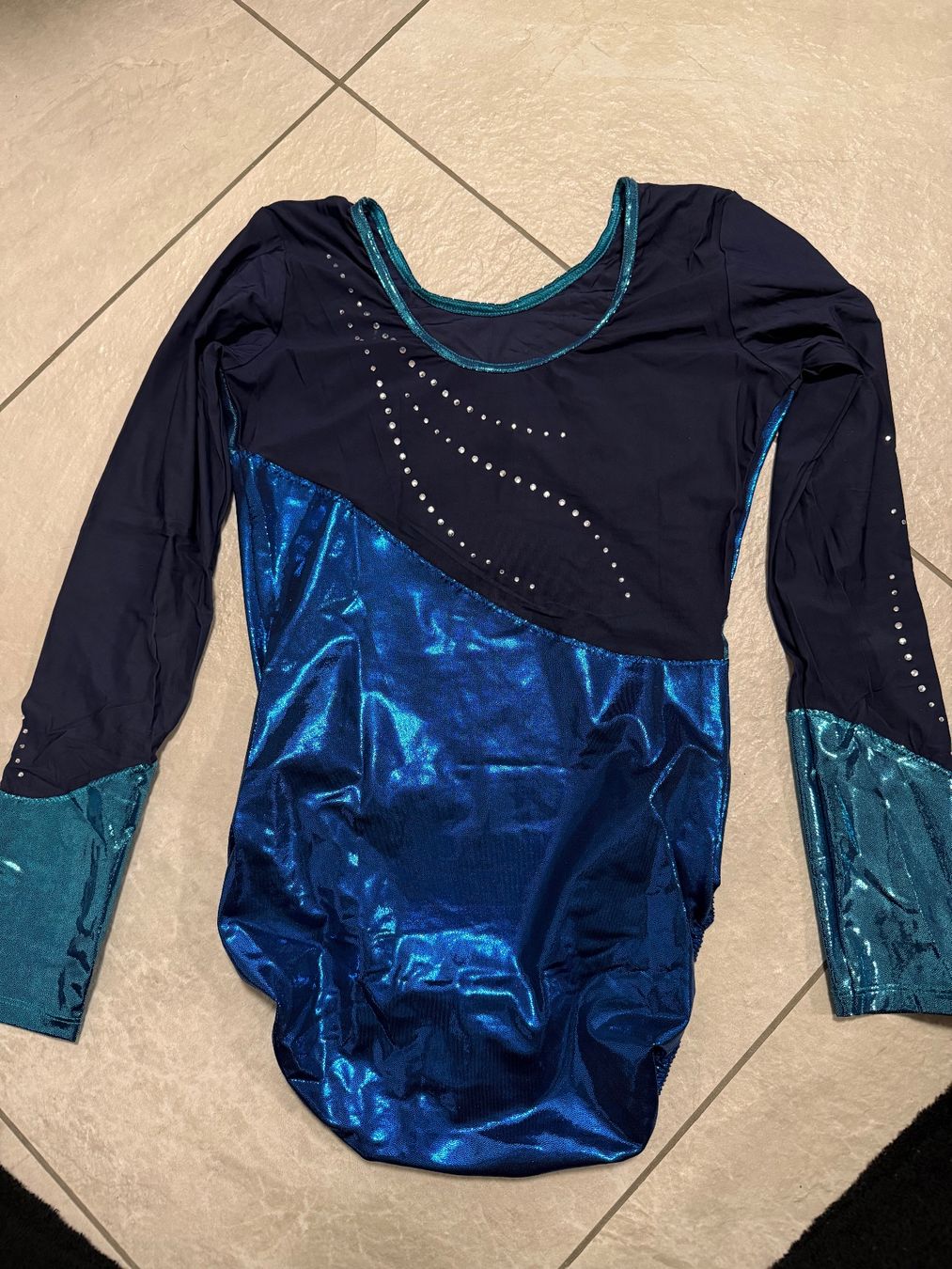 Decathlon Canottiere & Pantaloni: Blaues Turnkleid – Usato da Rumisberg venduto da naemi16799 1
