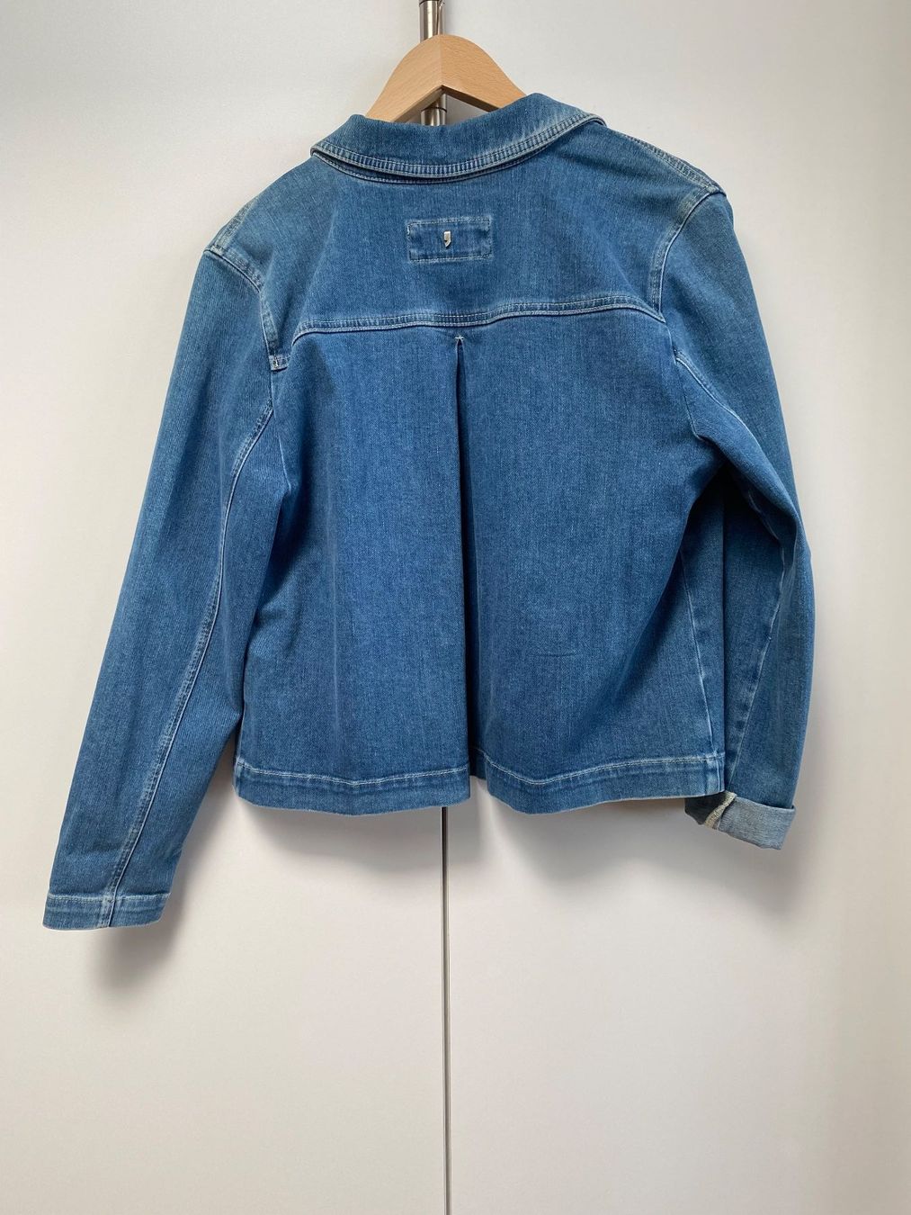 Comma Giacche: Damen Jeansjacke COMMA Gr. 42 – Nuovo (secondo la descrizione) da Richterswil venduto da Busanca 1