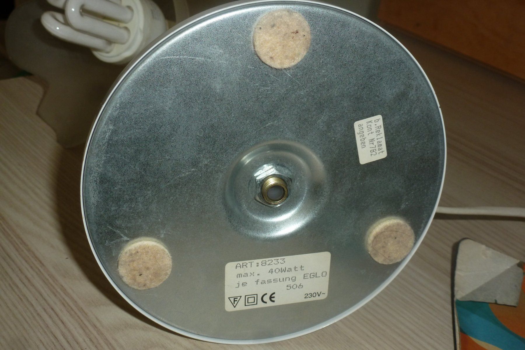 Lampade: Schöne Schreibtischleuchte Weiss Farbe – Usato da Emmen venduto da newdeal1970 1