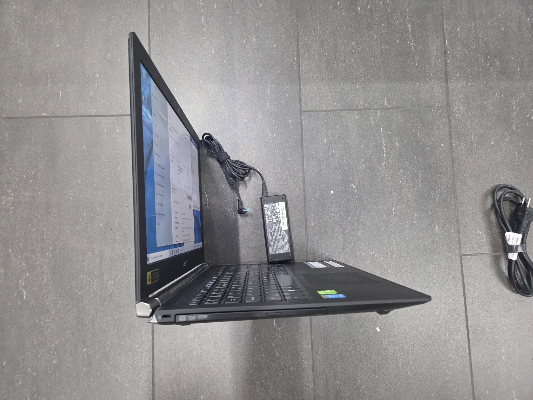 Acer Notebook: 15.7" Acer Aspire Notebook, 250GB SSD  ***PORTOFREI*** – Usato da Landquart venduto da Chrigi88 1