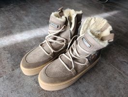 NEUE Guess Winterschuhe