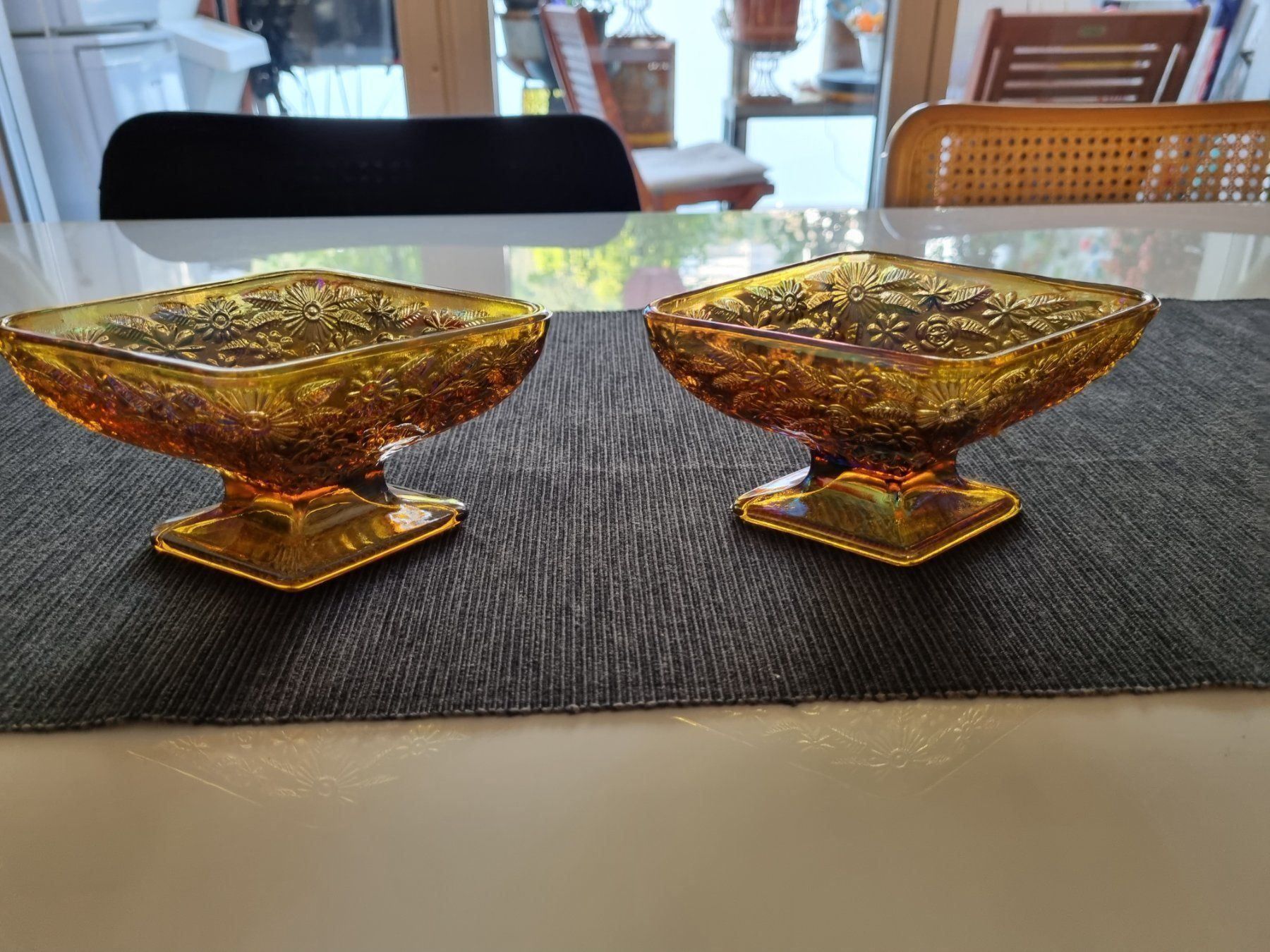 Bicchieri: 2 PRESSGLAS CARNIVAL GLAS SCHALEN – Usato da Locarno venduto da ICARO8